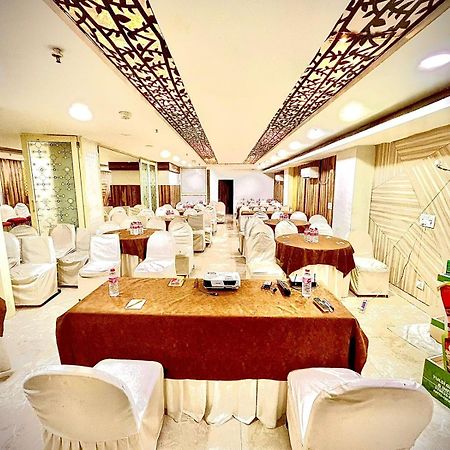 Hotel Spb 87 Near Karol Bagh Metro Station Delhi Екстериор снимка